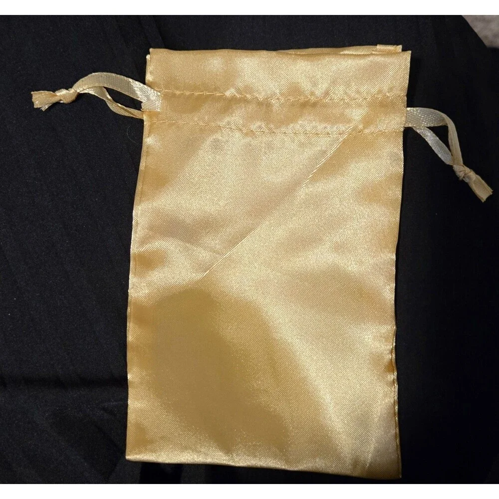 Unbranded product pack
